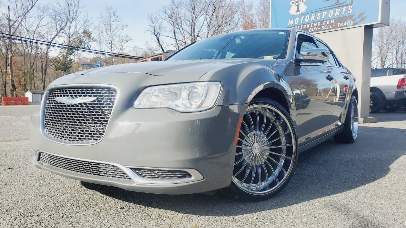 2018 Chrysler 300 Touring