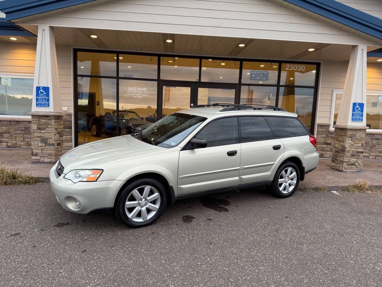 2006 Subaru Outback 2.5i — SUV — 103,724 mi — Loretto, MN
