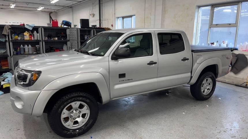 2009 Toyota Tacoma Base — Pickup Truck — 127,616 mi — Loretto, MN