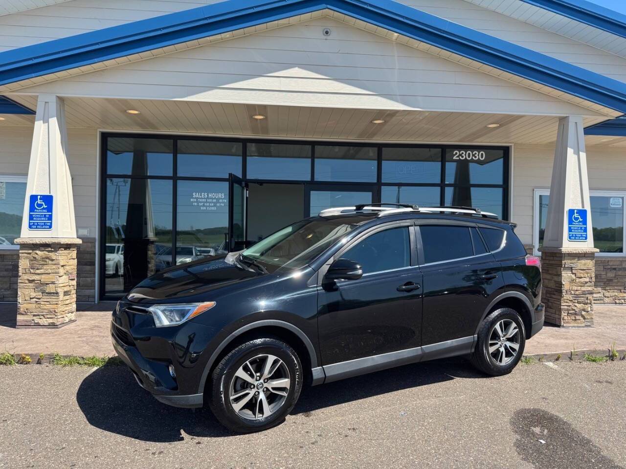 2018 Toyota RAV4 XLE — SUV — 114,380 mi — Loretto, MN