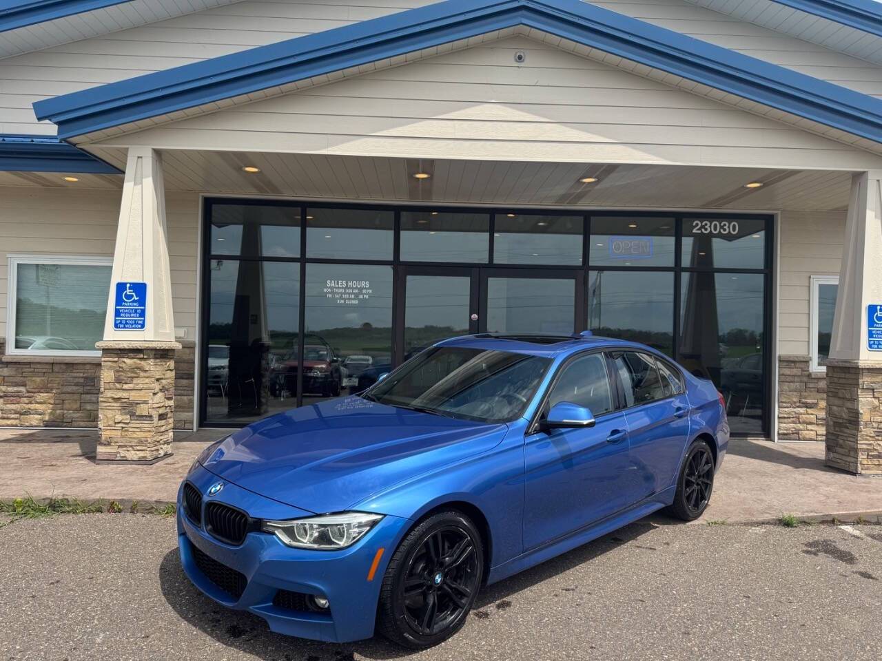 2016 BMW 3 Series 328i — Sedan — 116,675 mi — Loretto, MN
