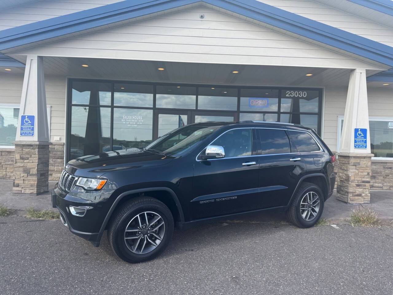 2021 Jeep Grand Cherokee WK Limited — SUV — 101,750 mi — Loretto, MN