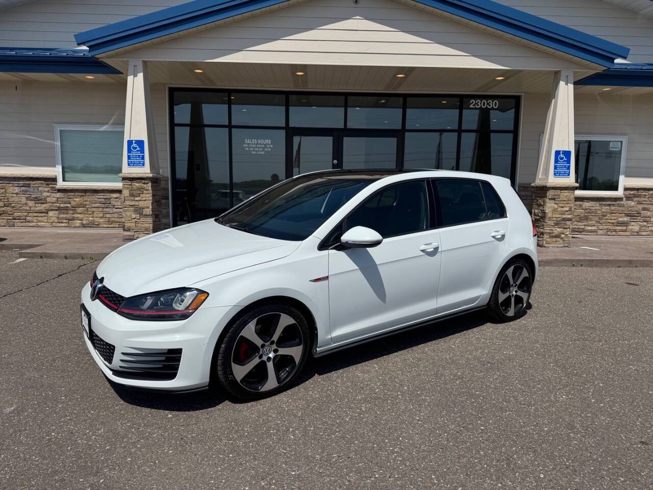 2015 Volkswagen Golf GTI Autobahn — Hatchback — 61,964 mi — Loretto, MN