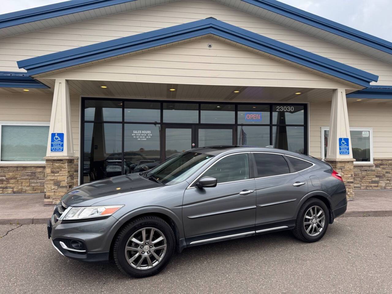 2013 Honda Crosstour EX-L V6 — Sedan — 67,800 mi — Loretto, MN