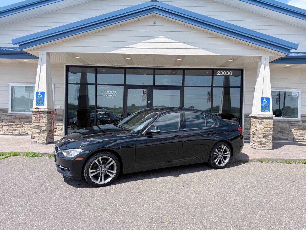 2014 BMW 3 Series 328i