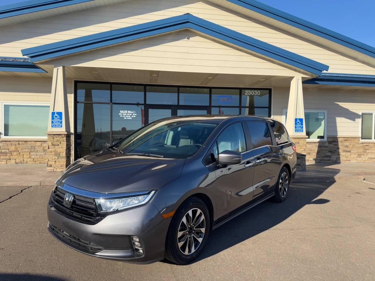 2023 Honda Odyssey EX-L — Minivan — 37,340 mi — Loretto, MN