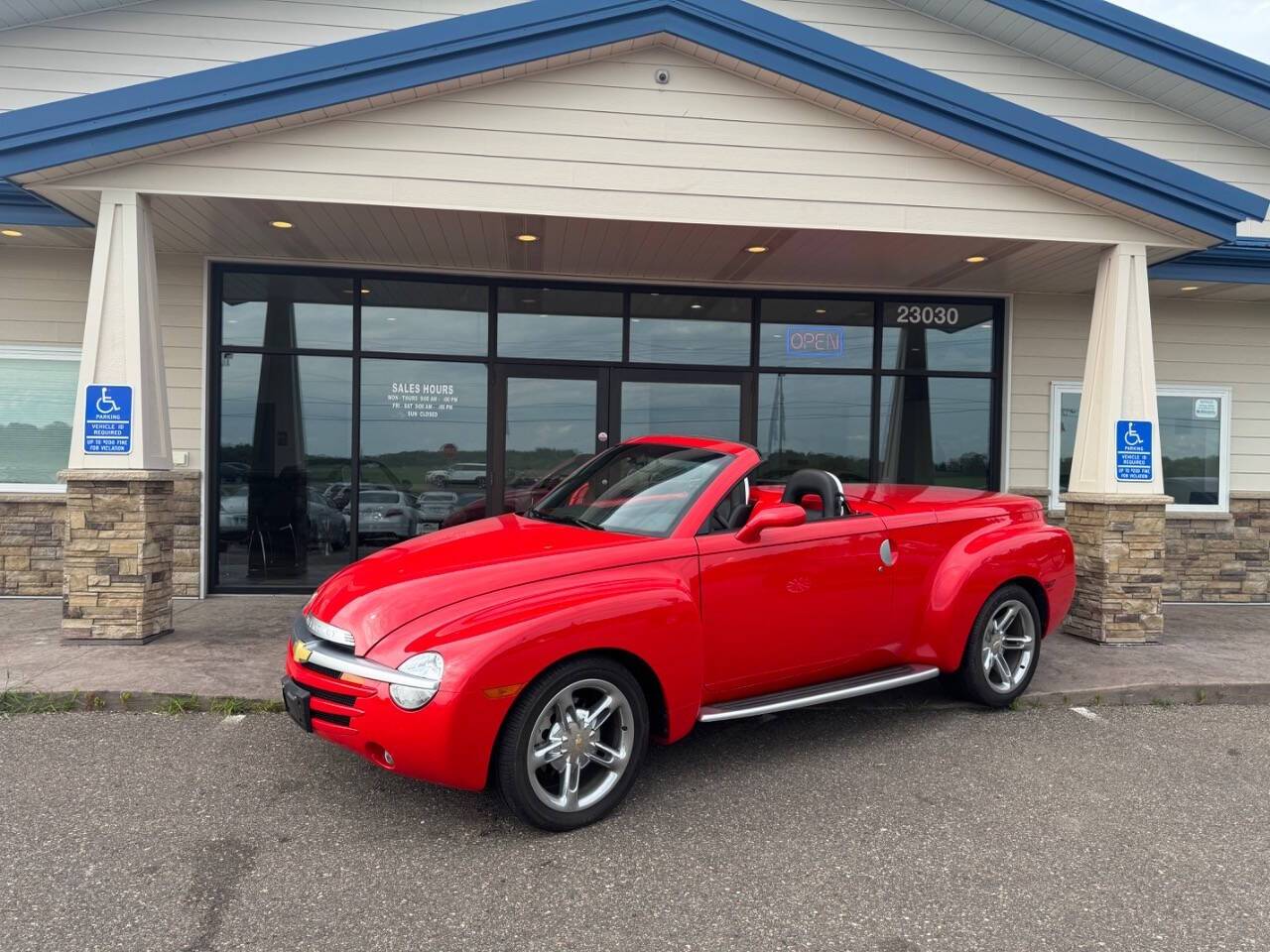 2005 Chevrolet SSR LS — Pickup Truck — 9,368 mi — Loretto, MN