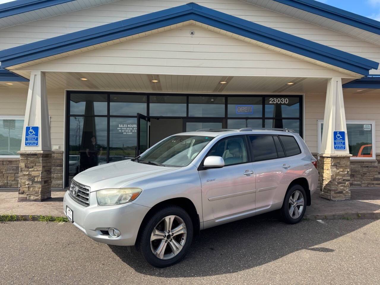 2009 Toyota Highlander Sport — SUV — 92,330 mi — Loretto, MN