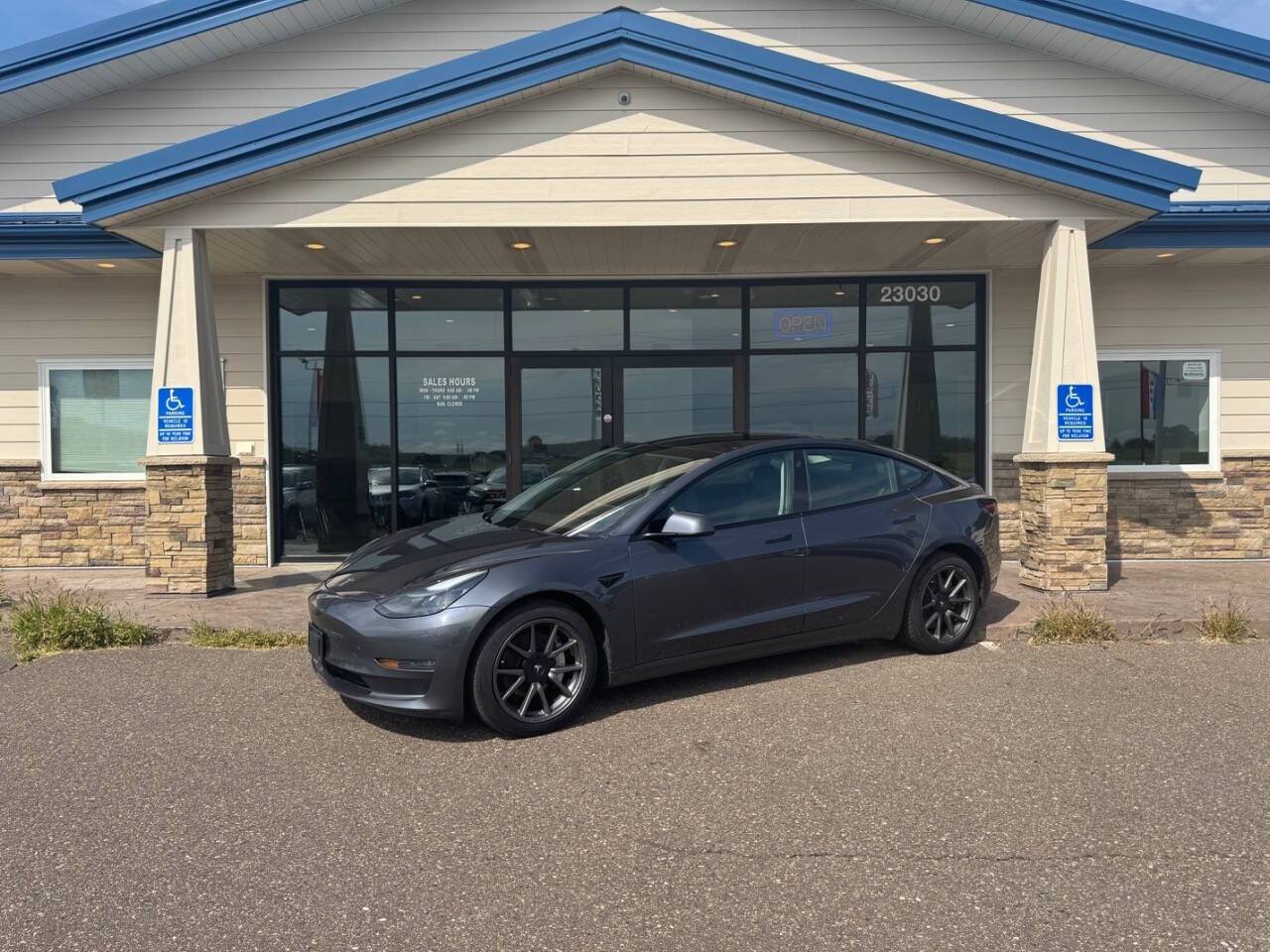2023 Tesla Model 3 Long Range — Sedan — 137,495 mi — Loretto, MN