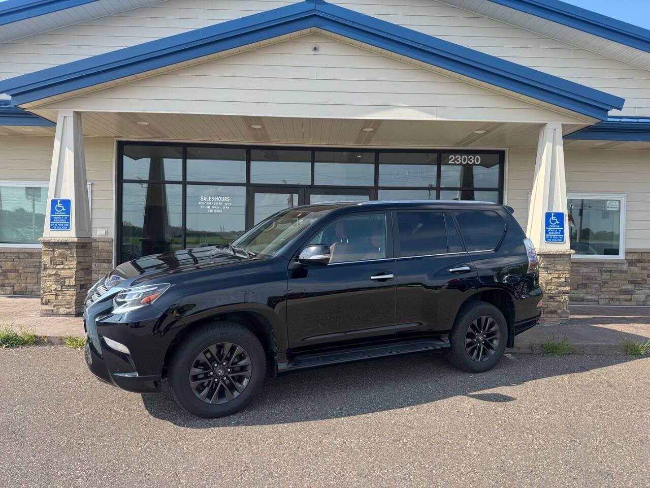 2020 Lexus GX GX 460 Premium — SUV — 67,181 mi — Loretto, MN