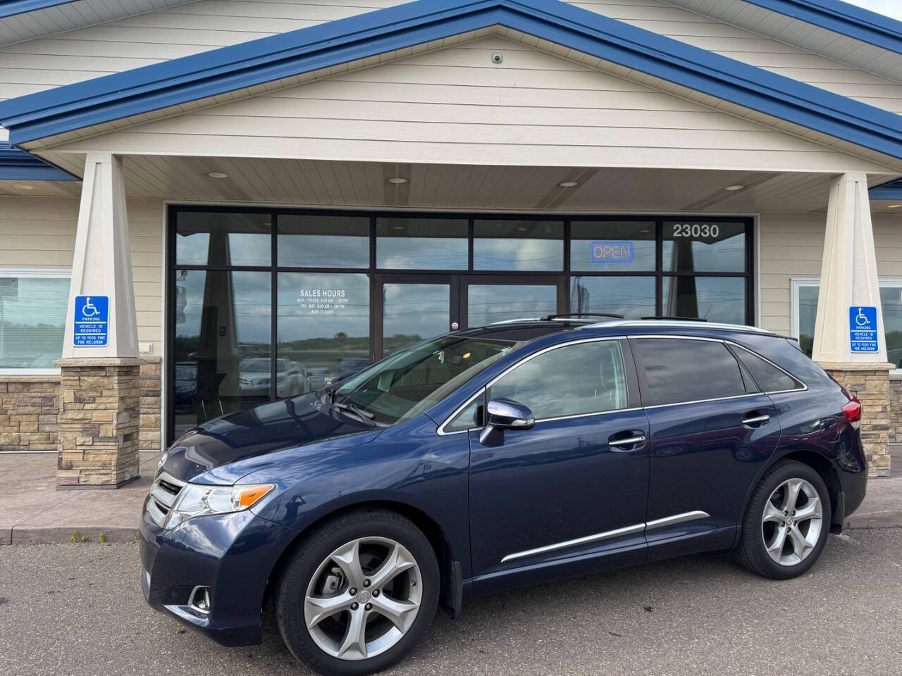 2015 Toyota Venza Limited — SUV — 22,525 mi — Loretto, MN