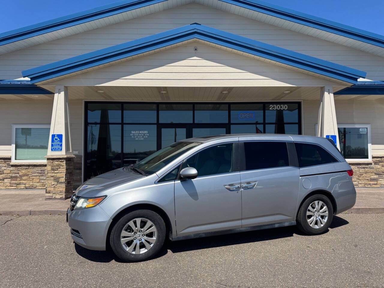 2017 Honda Odyssey EX-L — Minivan — 97,230 mi — Loretto, MN