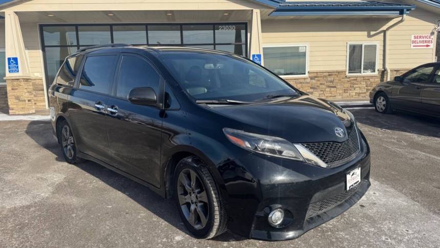 2015 Toyota Sienna SE — Minivan — 97,750 mi — Loretto, MN
