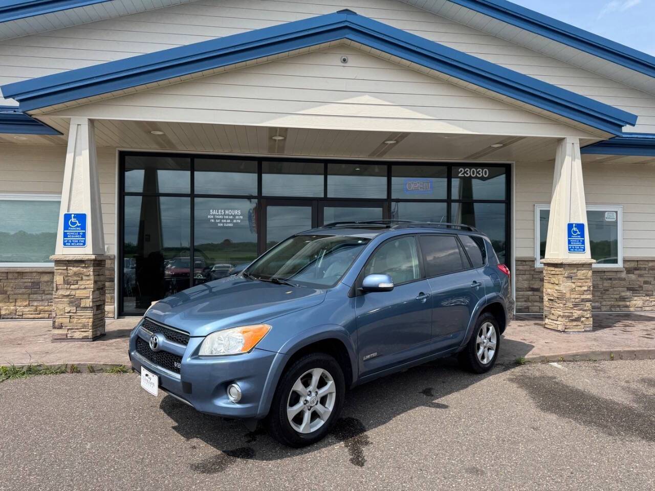 2011 Toyota RAV4 Limited V6 — SUV — 158,050 mi — Loretto, MN