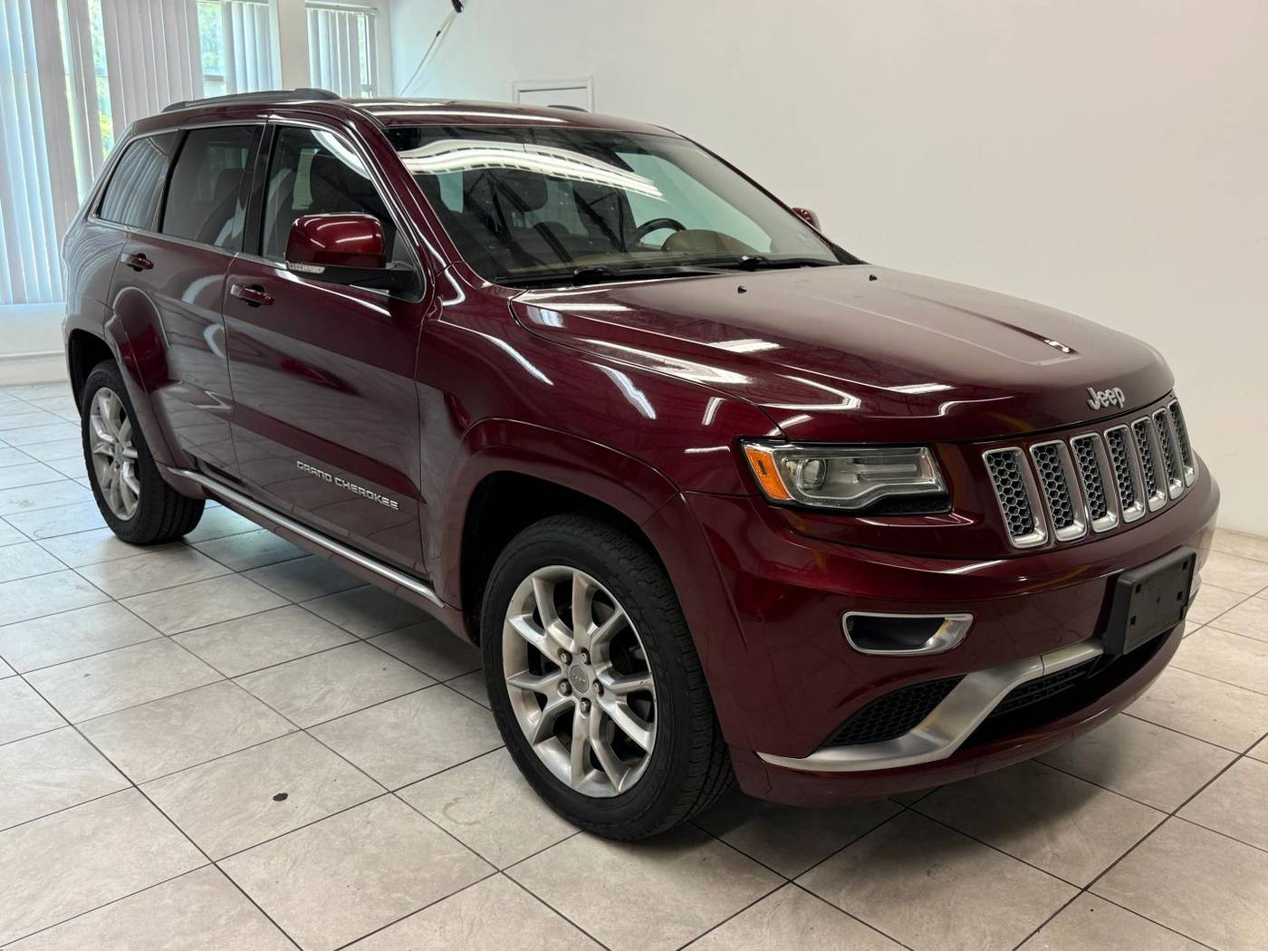 2016 Jeep Grand Cherokee Summit