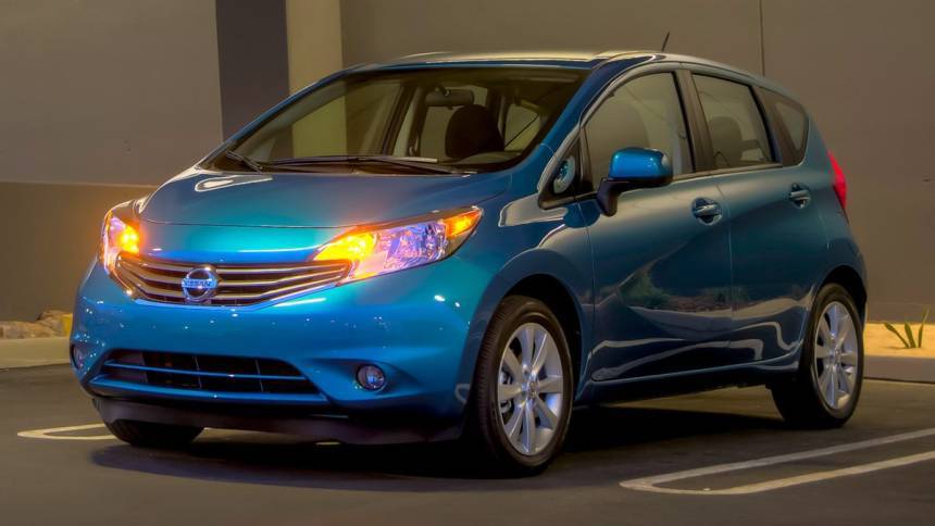 2016 Nissan Versa 1.6 SV — Hatchback — 80,550 mi — El Cajon, CA