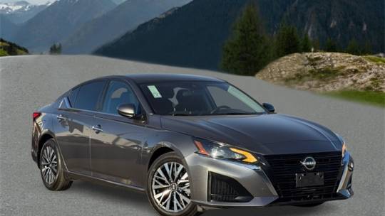 2023 Nissan Altima SV — Sedan — 31,896 mi — El Cajon, CA