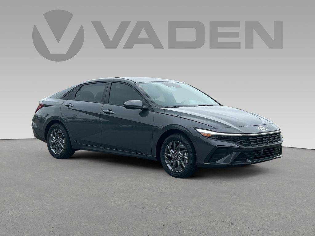 2024 Hyundai Elantra Hybrid Blue — Sedan — 9,476 mi — Brunswick, GA
