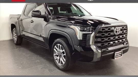 2024 Toyota Tundra Platinum — Pickup Truck — 29,836 mi — Schaumburg, IL