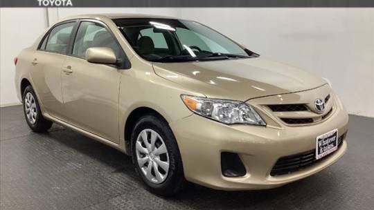 2011 Toyota Corolla LE — Sedan — 112,967 mi — Schaumburg, IL
