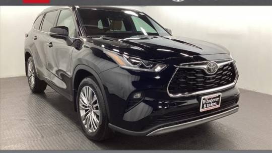 2024 Toyota Highlander Platinum — SUV — 5,131 mi — Schaumburg, IL