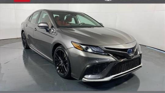 2022 Toyota Camry Hybrid XSE — Sedan — 52,217 mi — Schaumburg, IL