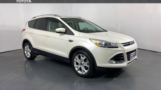2016 Ford Escape Titanium — SUV — 118,612 mi — Schaumburg, IL