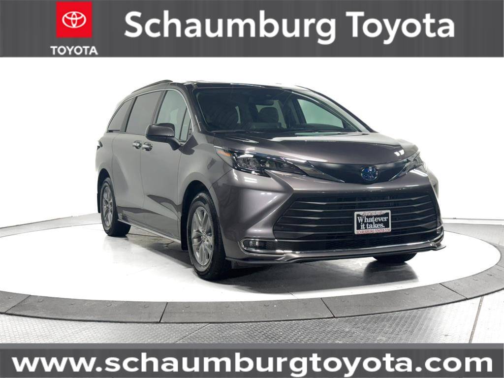 2024 Toyota Sienna XLE — Minivan — 20,852 mi — Schaumburg, IL
