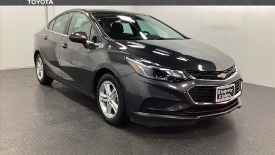 2017 Chevrolet Cruze LT — Sedan — 85,572 mi — Schaumburg, IL