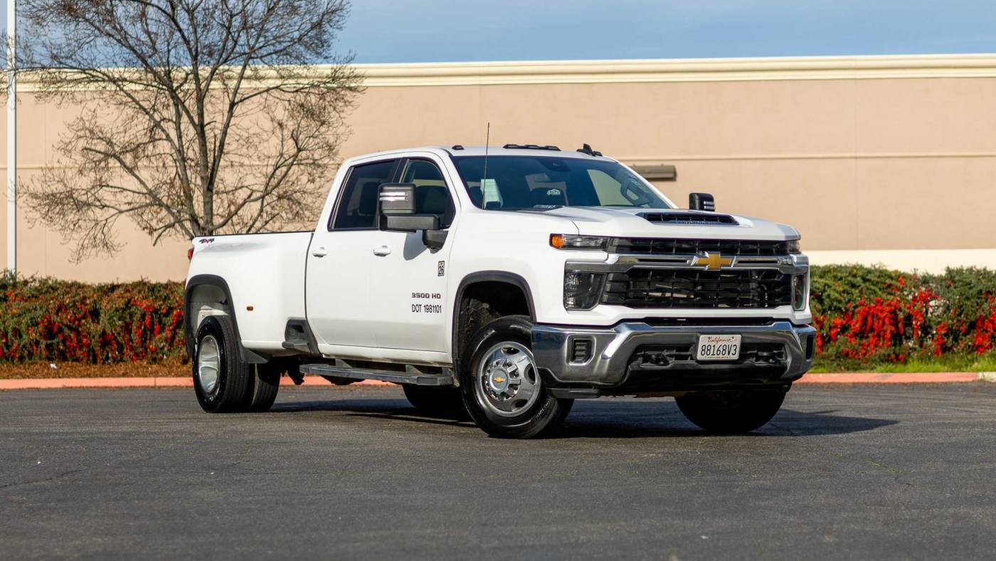2024 Chevrolet Silverado 3500HD LT — Pickup Truck — 62,240 mi — Fresno, CA