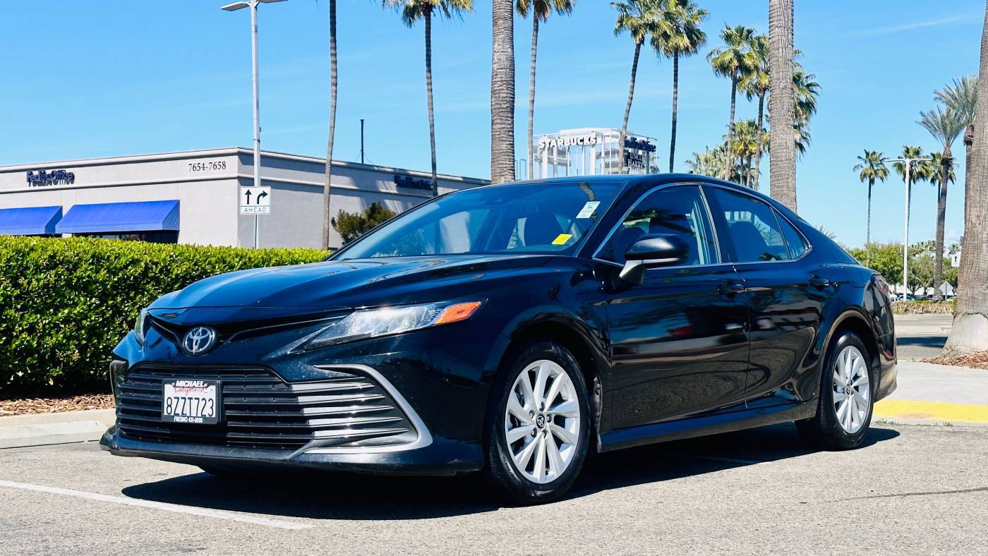 2022 Toyota Camry LE — Sedan — 98,343 mi — Fresno, CA