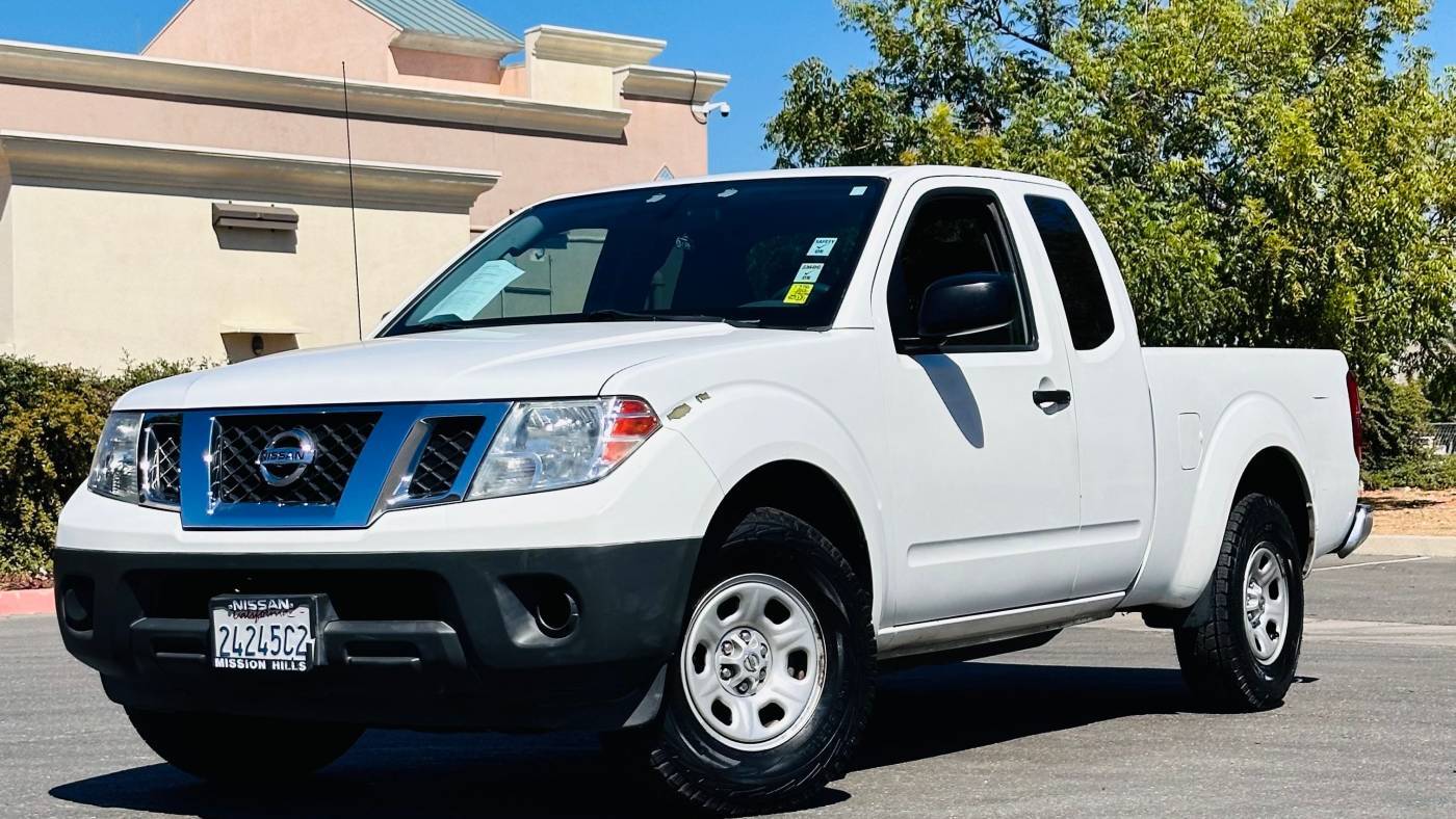 2016 Nissan Frontier S — Pickup Truck — 115,727 mi — Fresno, CA