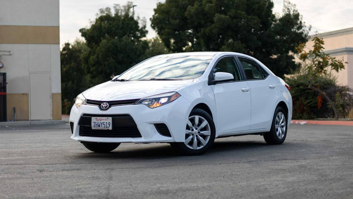 2015 Toyota Corolla LE — Sedan — 170,632 mi — Fresno, CA