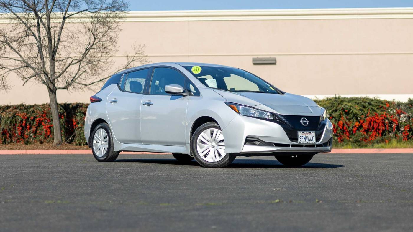 2023 Nissan LEAF S — Hatchback — 13,412 mi — Fresno, CA