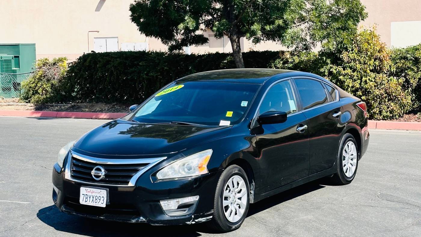 2014 Nissan Altima 2.5 S — Sedan — 160,736 mi — Fresno, CA
