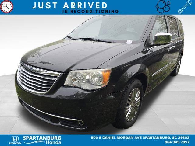 2013 Chrysler Town & Country Touring-L — Minivan — 118,221 mi — Spartanburg, SC