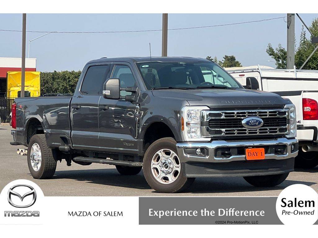 2025 Ford Super Duty F-350 XLT — Pickup Truck — 30,912 mi — Salem, OR