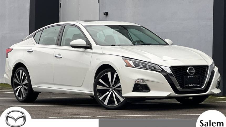 2021 Nissan Altima Platinum — Sedan — 35,319 mi — Salem, OR