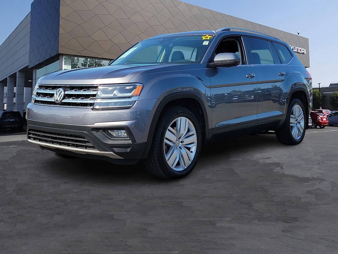 2019 Volkswagen Atlas SE with Technology — SUV — 80,160 mi — Cerritos, CA