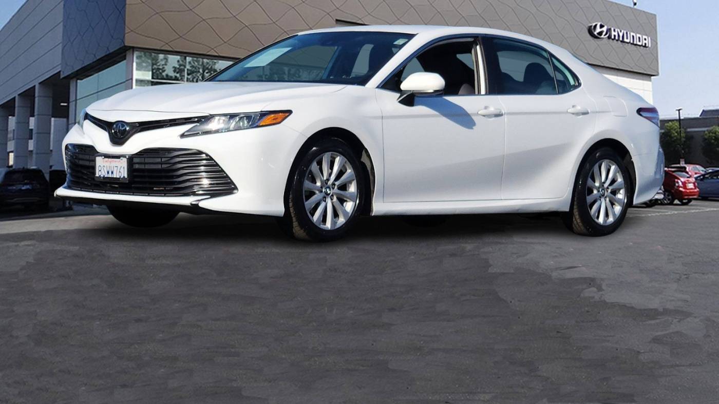 2019 Toyota Camry SE — Sedan — 100,970 mi — Cerritos, CA
