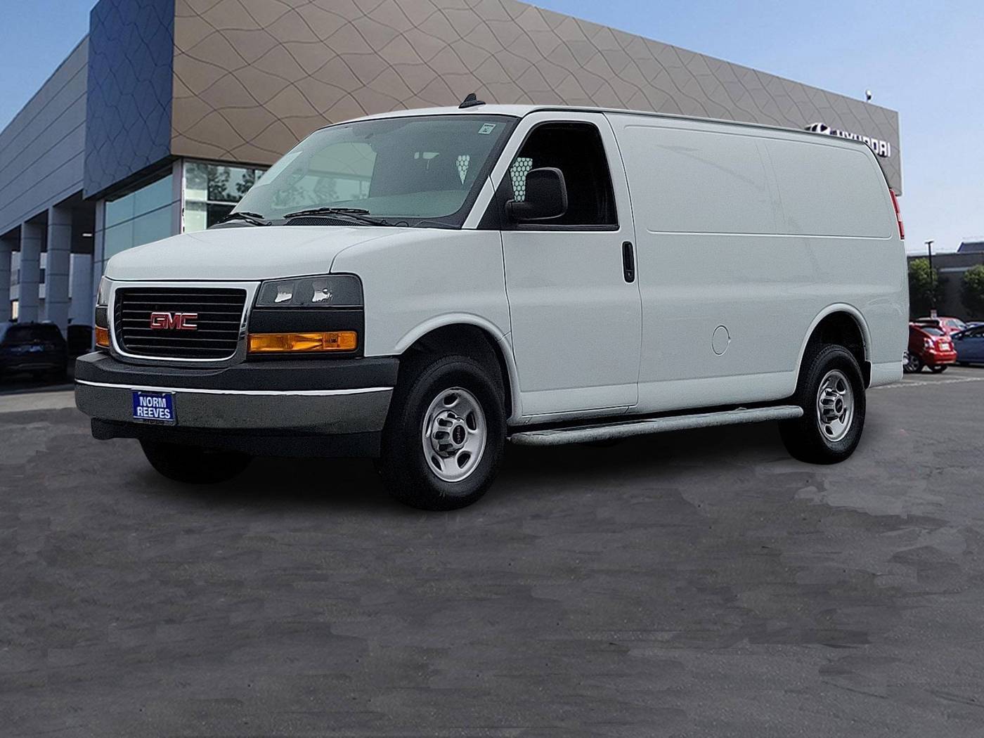 2023 GMC Savana Cargo Van Base — Cargo Van — 22,252 mi — Cerritos, CA