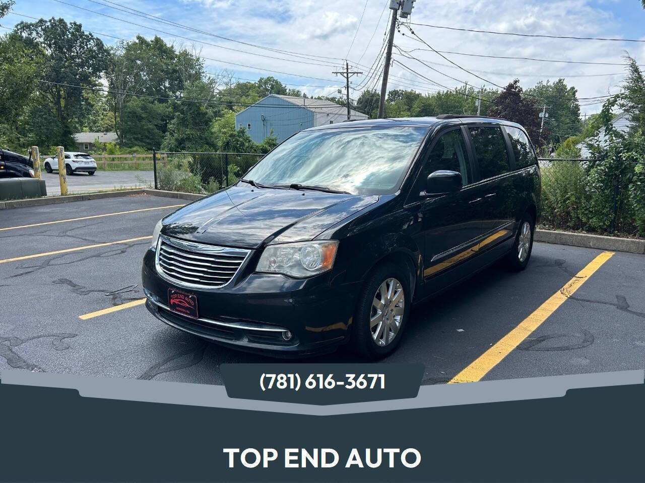 2014 Chrysler Town & Country Touring — Minivan — 94,812 mi — Abington, MA