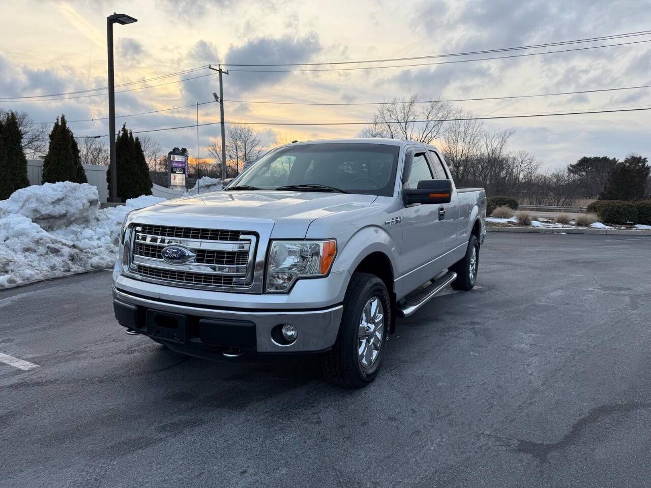 2014 Ford F-150 XLT — Pickup Truck — 101,786 mi — Abington, MA