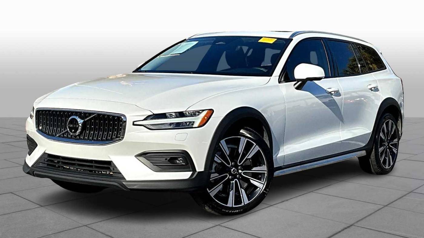 2023 Volvo V60 Cross Country Ultimate — Wagon — 51,476 mi — Bluffington, SC