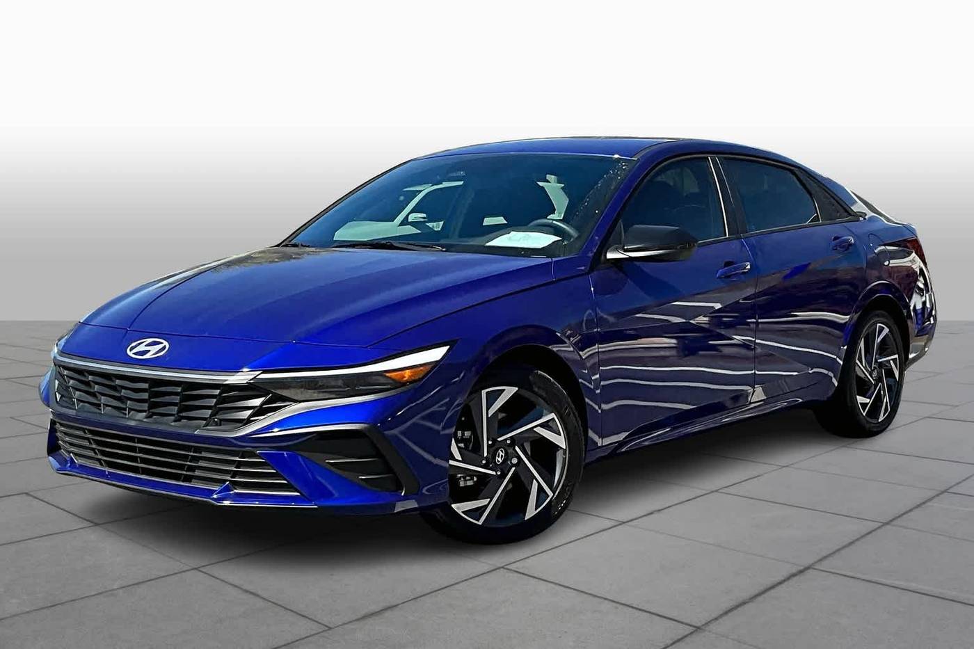 2025 Hyundai Elantra SEL Sport — Sedan — 5,054 mi — Bluffington, SC