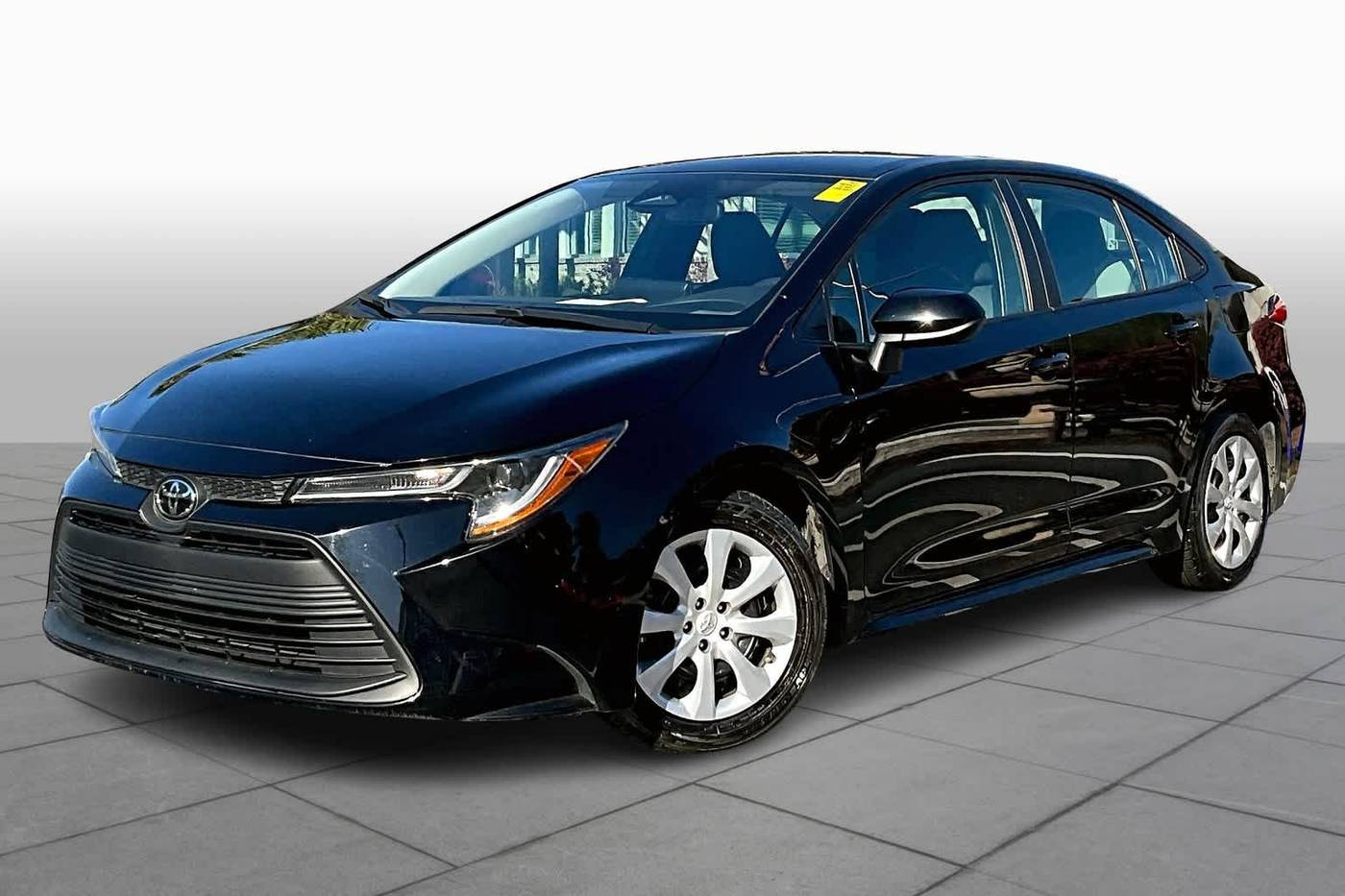 2023 Toyota Corolla LE — Sedan — 51,121 mi — Bluffington, SC