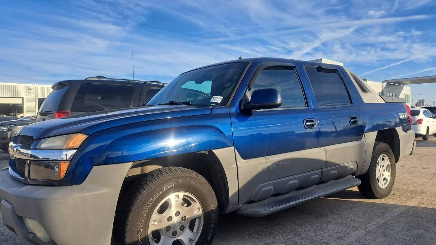 2002 Chevrolet Avalanche Base — Pickup Truck — 129,251 mi — Harvey, LA