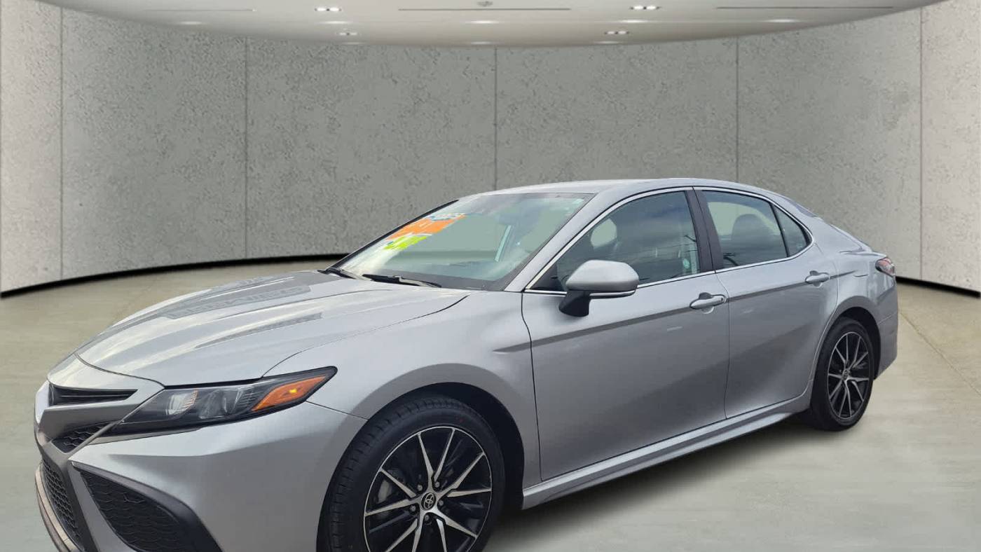 2023 Toyota Camry SE — Sedan — 47,803 mi — Harvey, LA