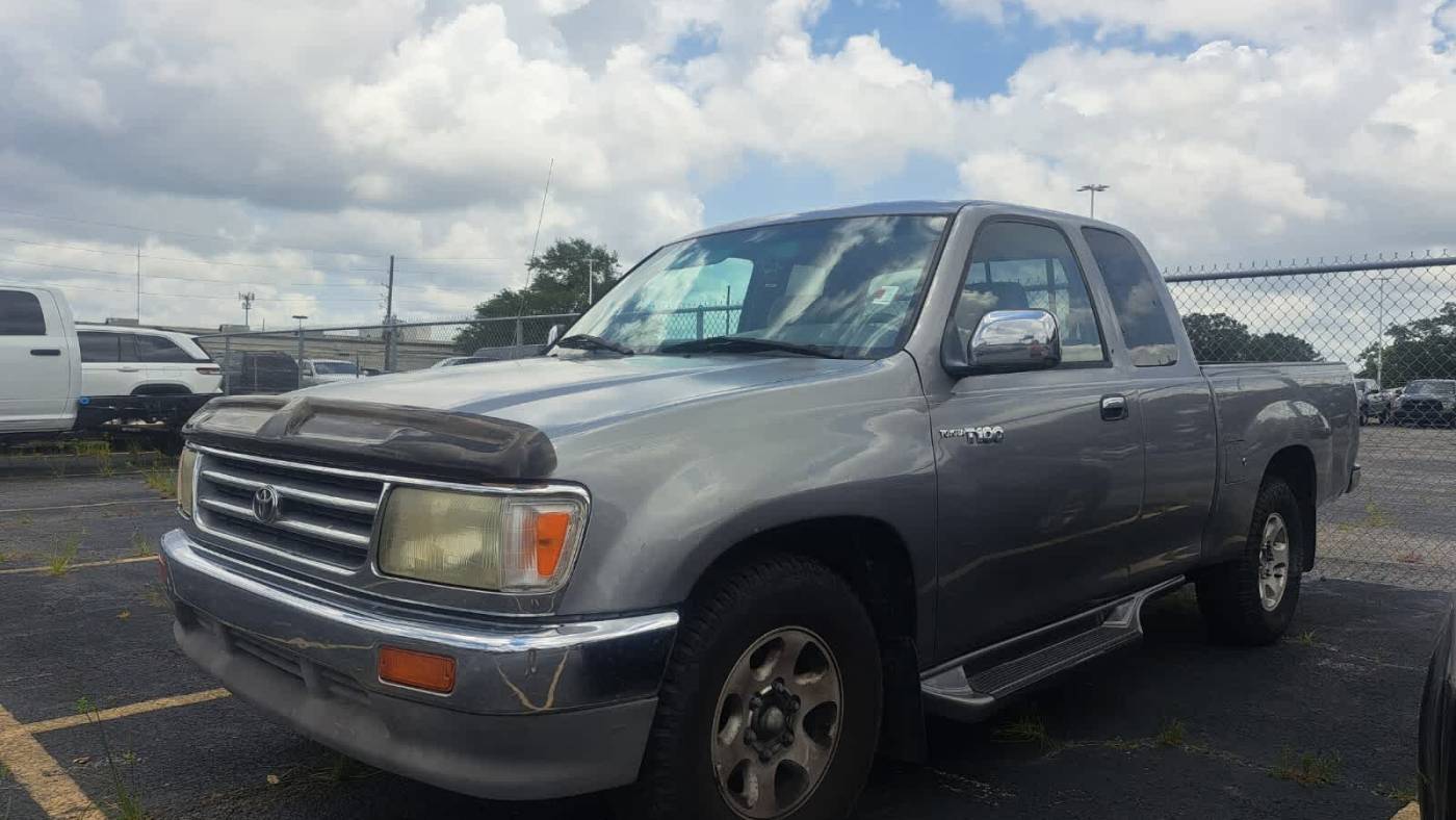 1997 Toyota T100 DX