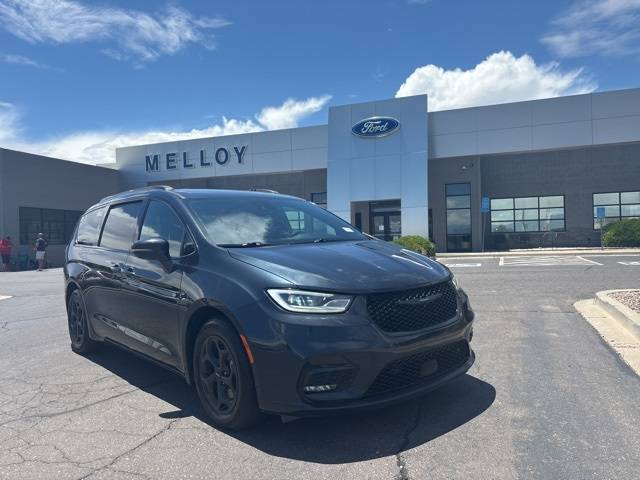 2021 Chrysler Pacifica Hybrid Touring L — Minivan — 82,319 mi — Los Lunas, NM